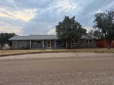 Property at 2108 S 6th St, Lamesa, TX