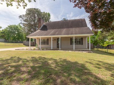 215 Lee Road 997