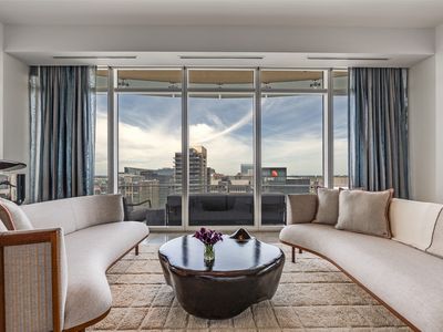 1918 Olive St APT 2401