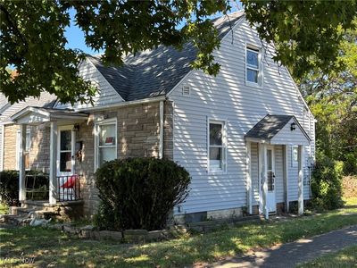 16015 S Lotus Dr