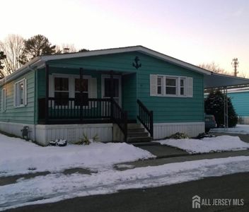 91 Douglas Dr