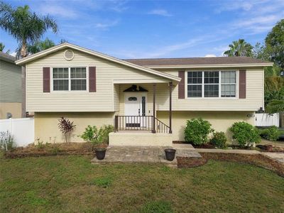 Property at 915 LYNNLEA LANE, Tarpon Springs, FL