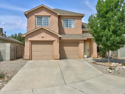469 Brandon Ct SW
