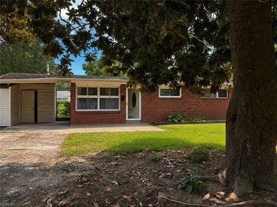1029 Mineola Dr
