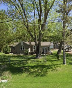 9535 Shady Oak Dr