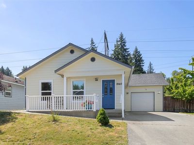 1940 Village Circle