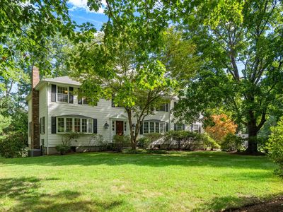 10 Circle Dr