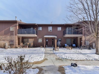 55 W 64th St APT 204