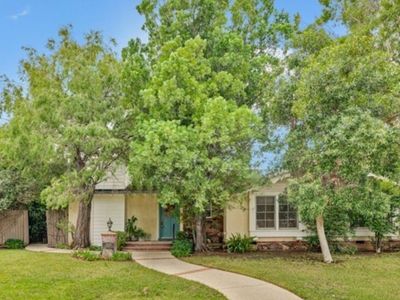 Property at 20724 Chatsworth St, Chatsworth, CA