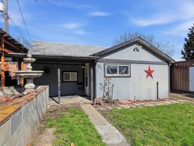 1103 E 12th Ave