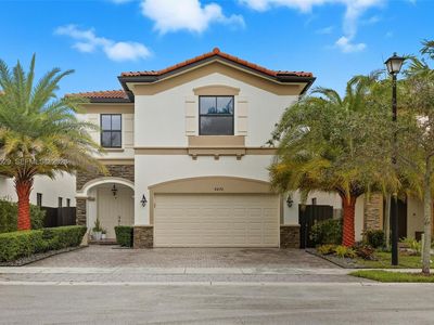 8870 NW 99th Path