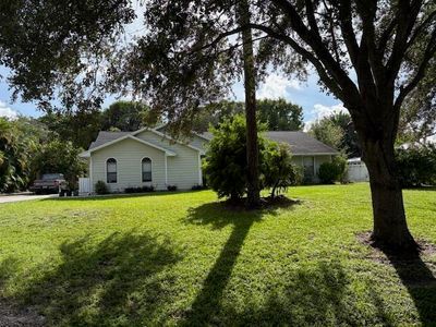 960 NE Juniper Place NE