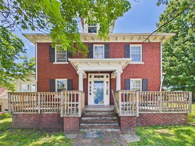 103 Woodland Dr