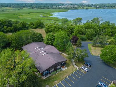 22 Zurich COURT UNIT 4