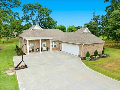 1111 Ridge Dr
