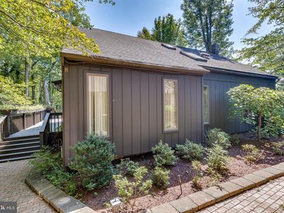 153 Taunton Blvd