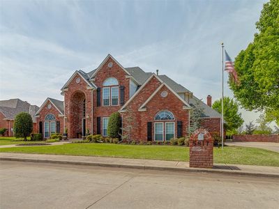 5917 Laquinta Dr
