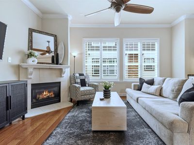 4058 Buena Vista St Unit E