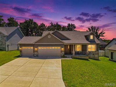 512 Hickory Knoll Dr