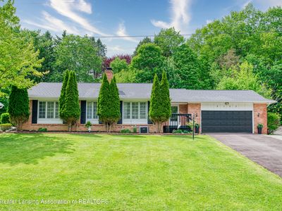 2133 Wayland Dr