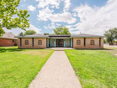 219 Bailey Ave