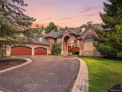6933 Kirkbridge Hl