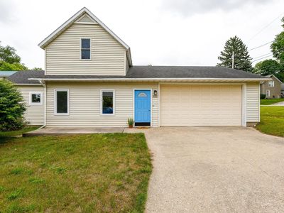 323 Benzie Ct