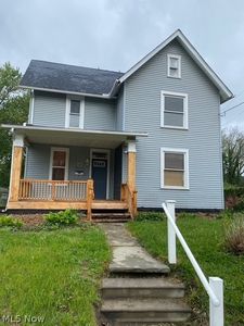 1411 Logan Ave NW
