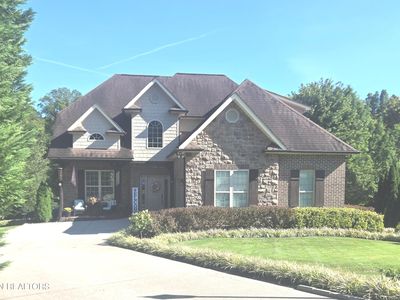 2120 Britts Dr