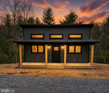 1040 Possum Hollow Trl