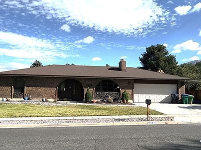 1913 E Terrace Dr