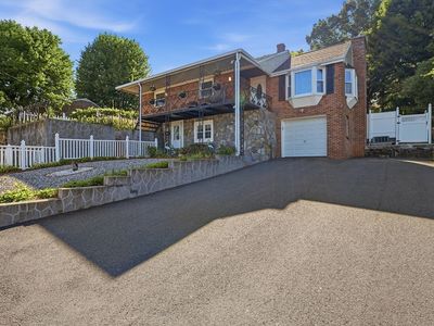 140 Ruskin St