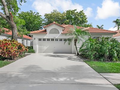 9758 Harbour Lake Circle