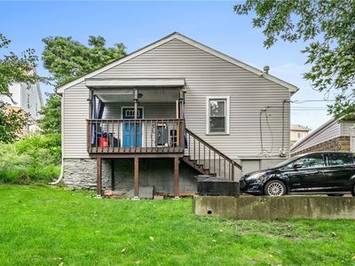 108 Burnside Ave
