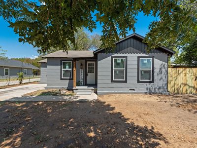 5304 Notre Dame Ave