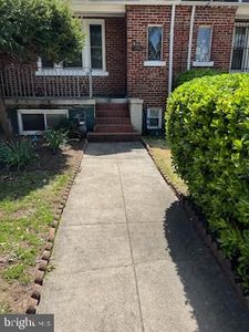 228 Jefferson St NW