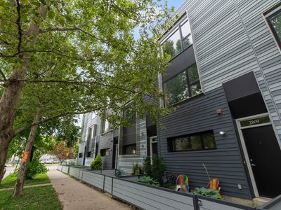 2809 W Shakespeare Ave
