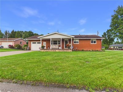 343 Meadow Ln