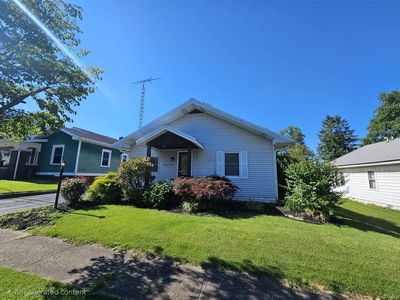 Property at 813 W 4th St, Bicknell, IN