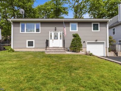 22 Ronald Ave
