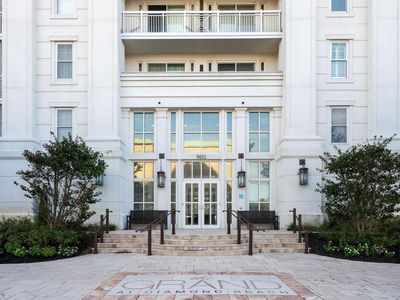 9601 Atlantic Ave Unit 210