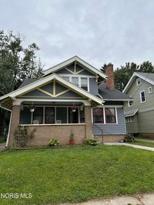 3833 Drexel Dr