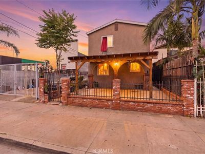 442 E 111th Pl