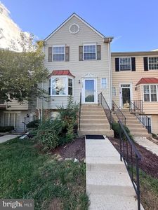 4228 Stockbridge Dr