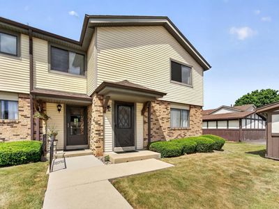 5728 Cambridge CIRCLE #8