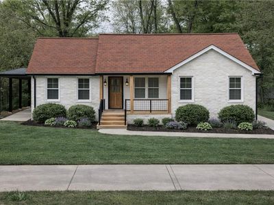2884 Ben Hill Rd