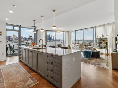 9 Avenue At Port Imperial #1007