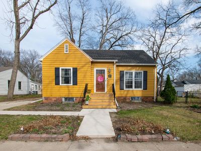 Property at 1204 N C St, Indianola, IA