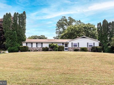 1560 Old Manchester Rd