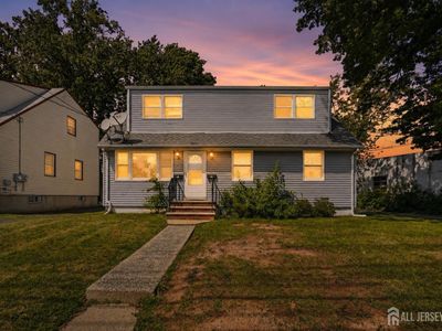 10 N Washington Ave